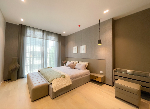 bed 2 1.jpg